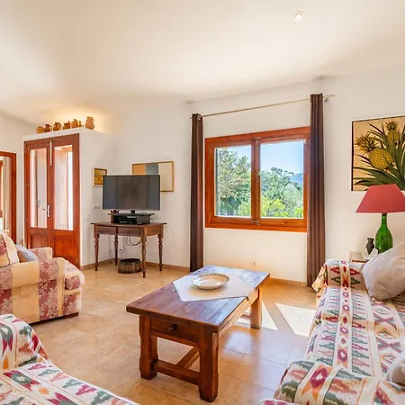Tirana Holiday home Pollenca